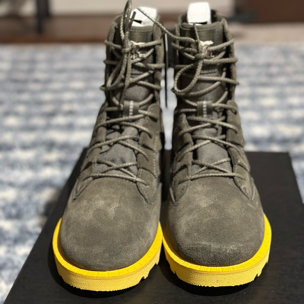 Sorel Caribou OTM boots sz 9 - Picture 6 of 7